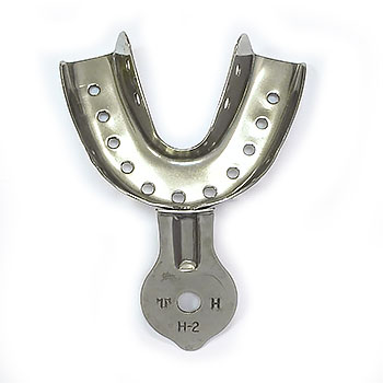 Ложка оттискная стоматологическая для нижней челюсти №3